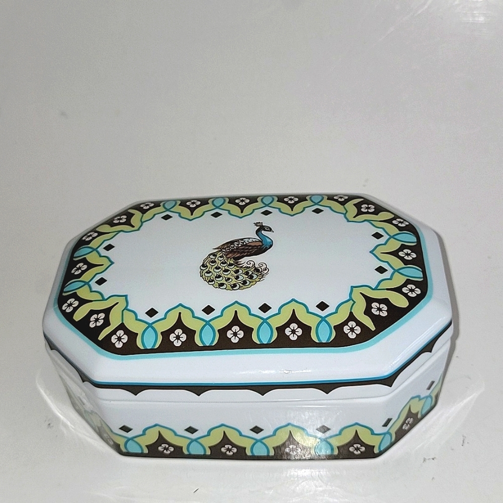 VERA BRADLEY MY HOME PEACOCK COLLECTION LARGE TRINKET BOX BY ANDREA BY SADEK